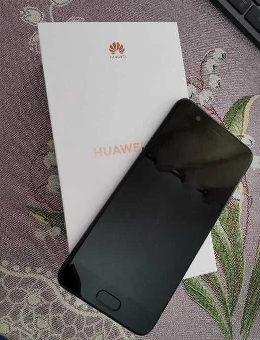 Vand telefon Huawei P10