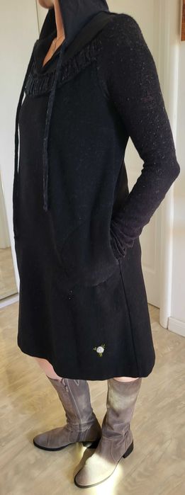 Rochie cu gluga, marca Mathilde, material lână, Marime 38-40