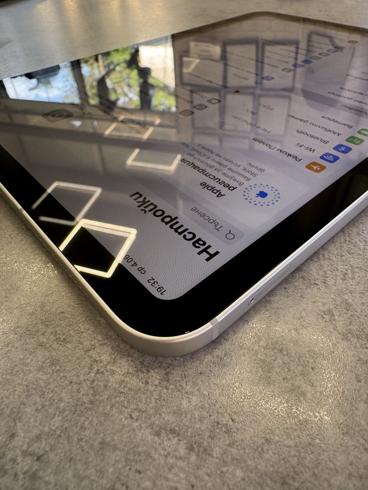iPad 10th Generation 64GB Cellular Б-103895