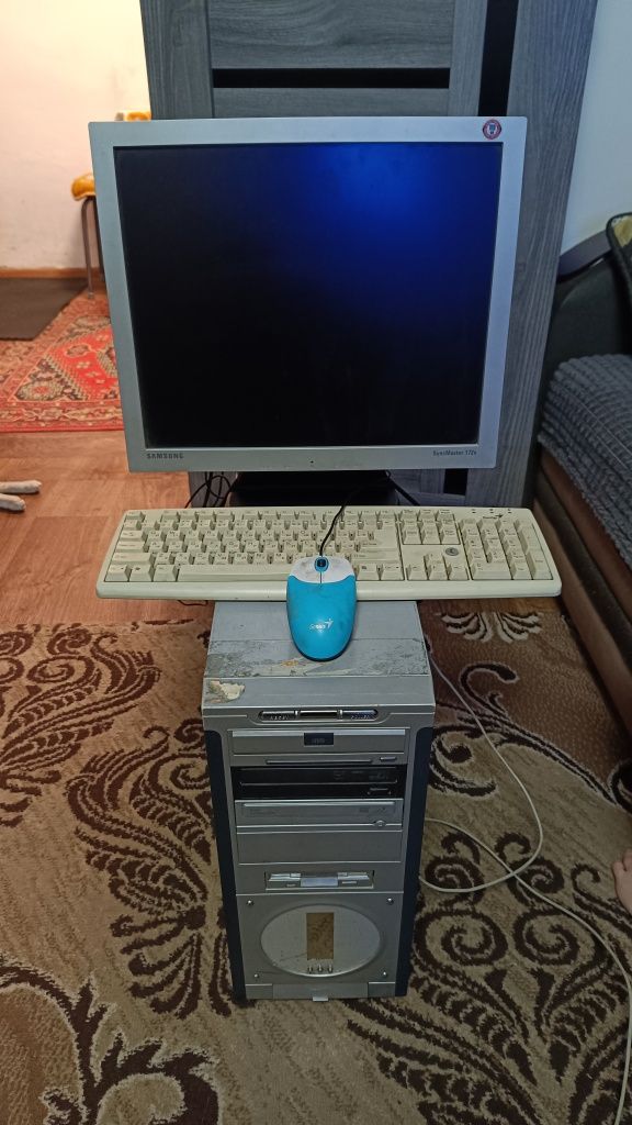 Настольный компьютер