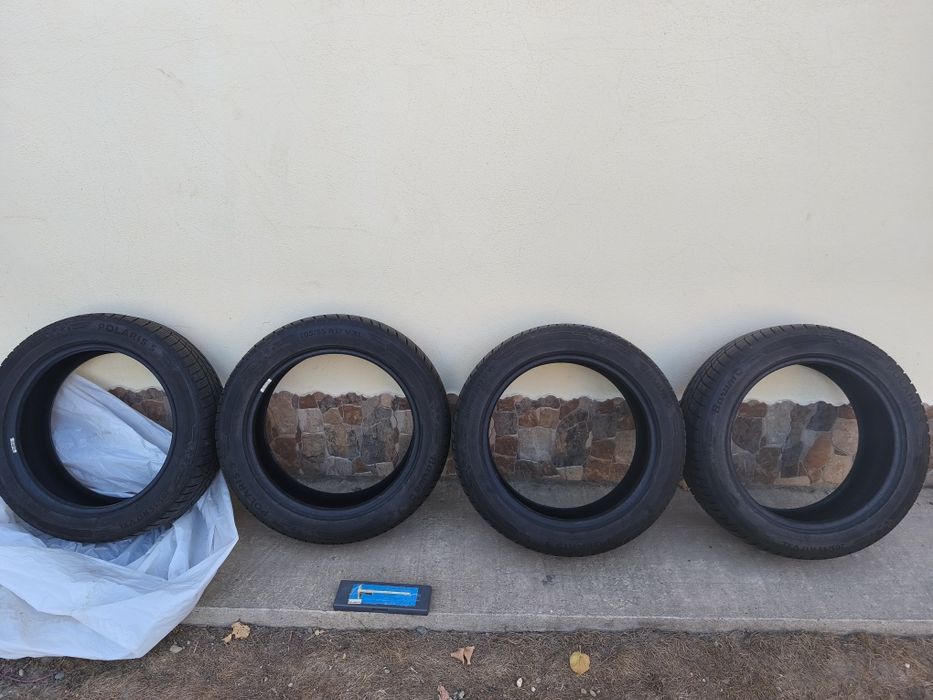 Vând anvelope de iarna Barum