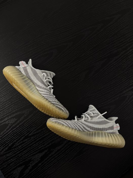 Vand Yeezy Blue Tint