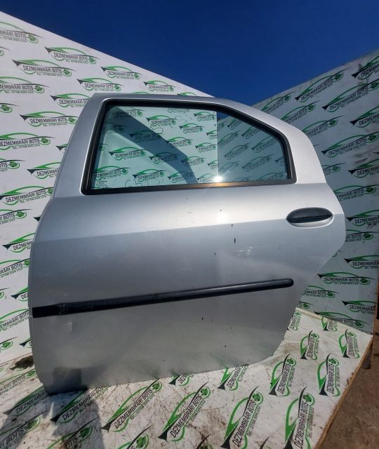 Usa / Portiera spate stanga Dacia Logan prima generatie