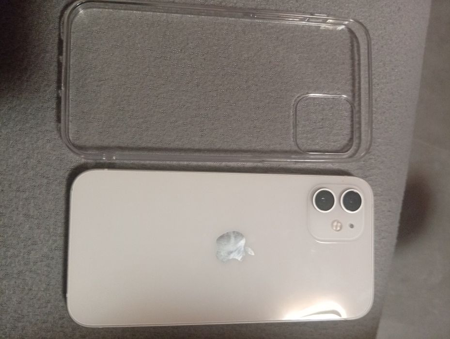 Телефон IPHONE 12