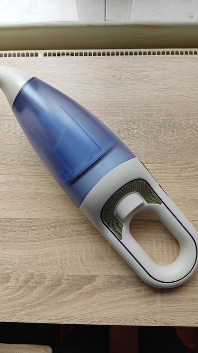 Мини ръчна прахосмукачка Philips FC6142