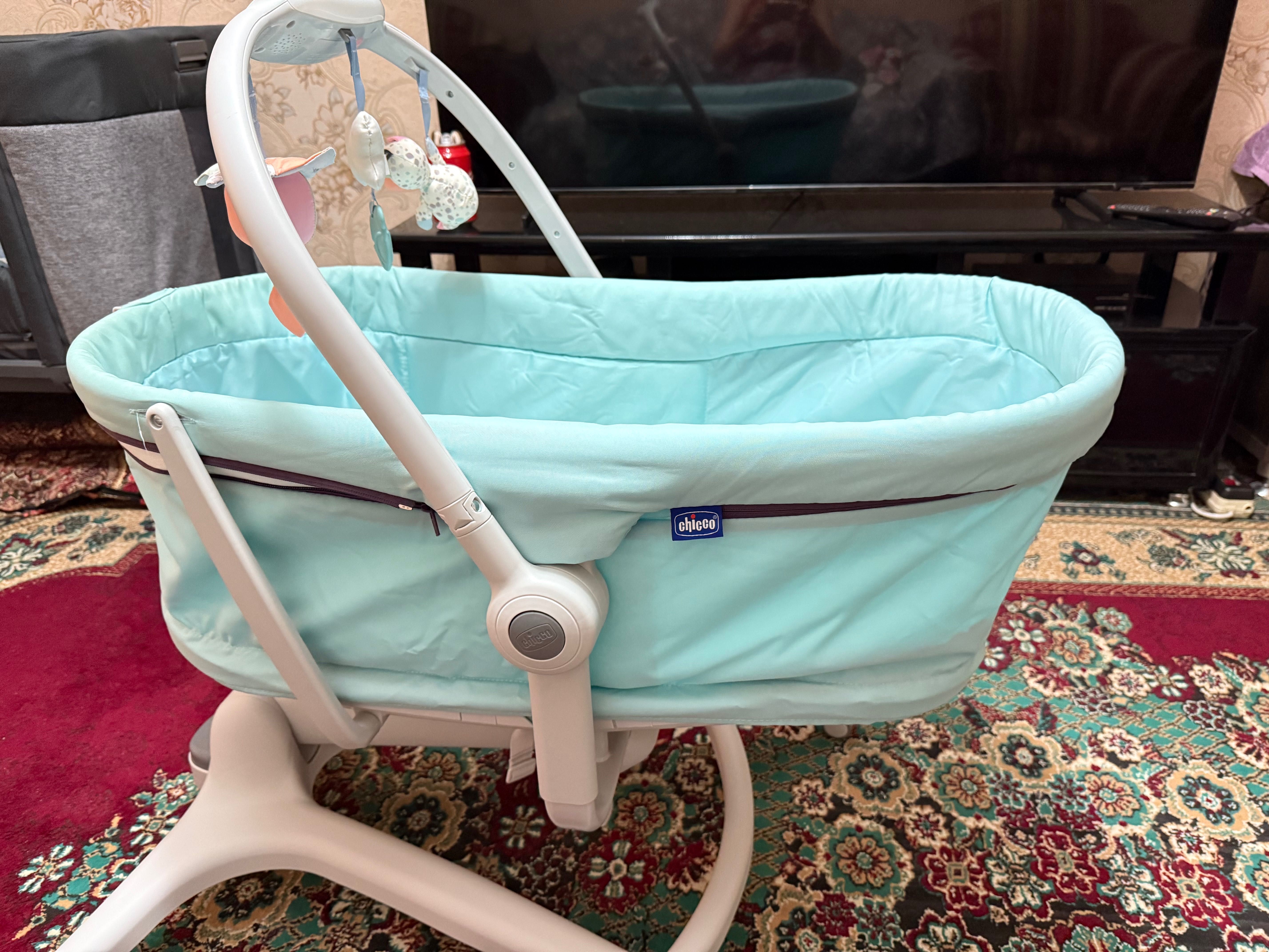 Продаю Кровать-стульчик, Chicco Baby Hug 4in1 ( Италия)