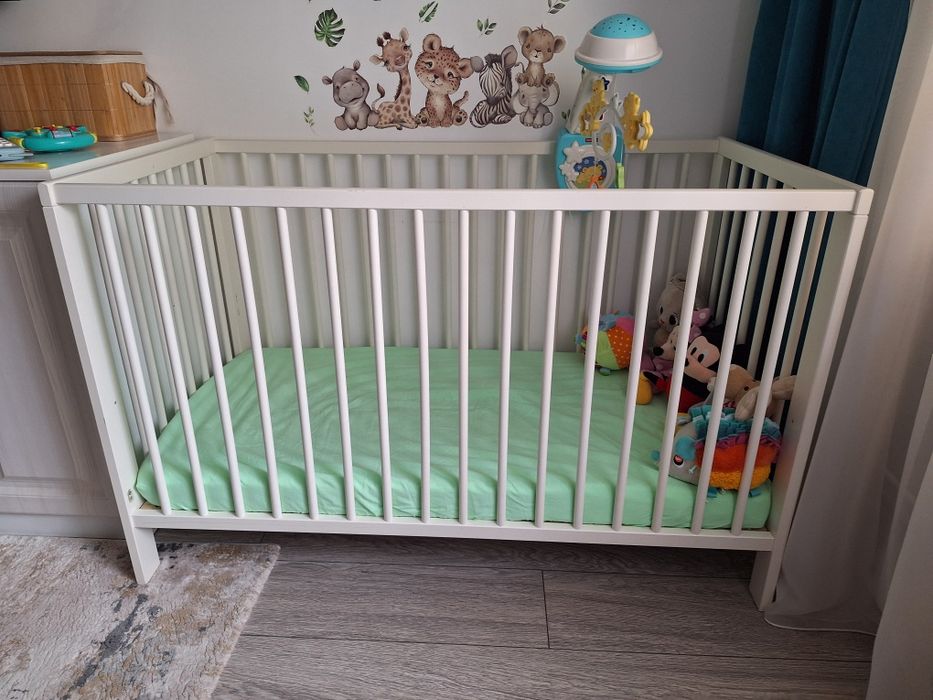 Patut nou născut Ikea