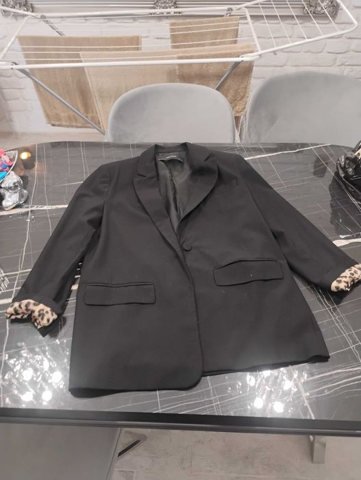 Черно сако Zara Basic – дамско, с подплата животински принт
