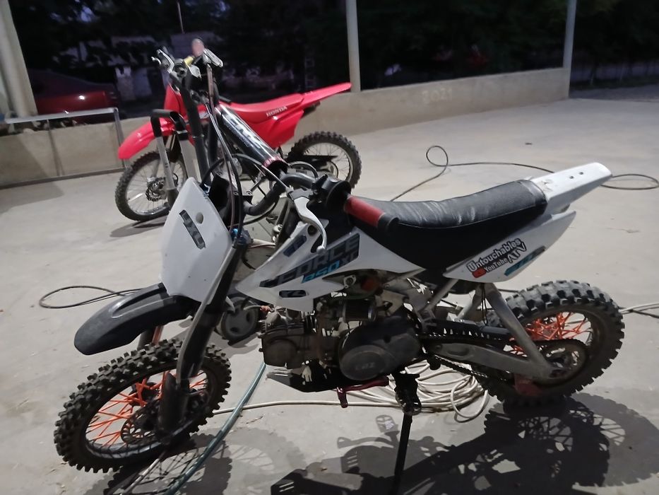 Vând cross 125cc