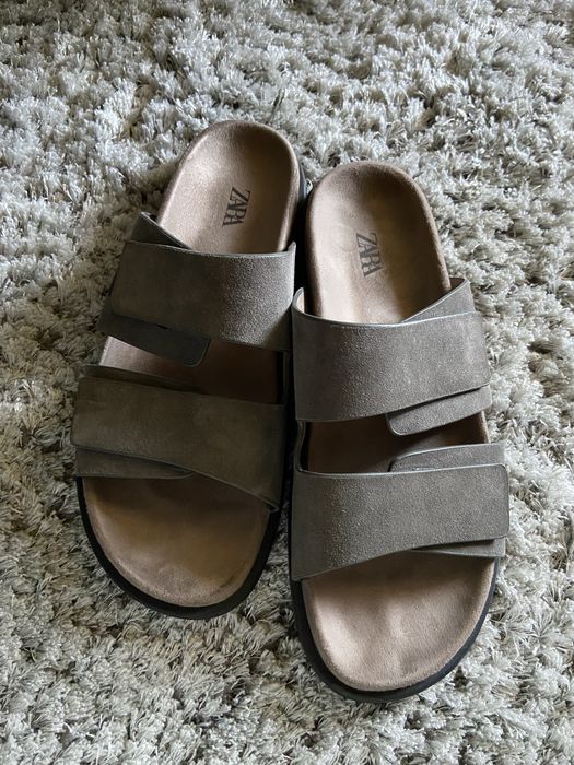 Мъжки велурени чехли Zara