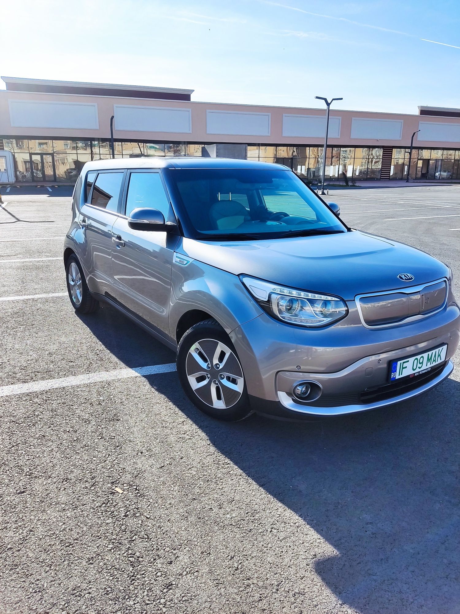 Mașină electrică KIA Soul EV 2019