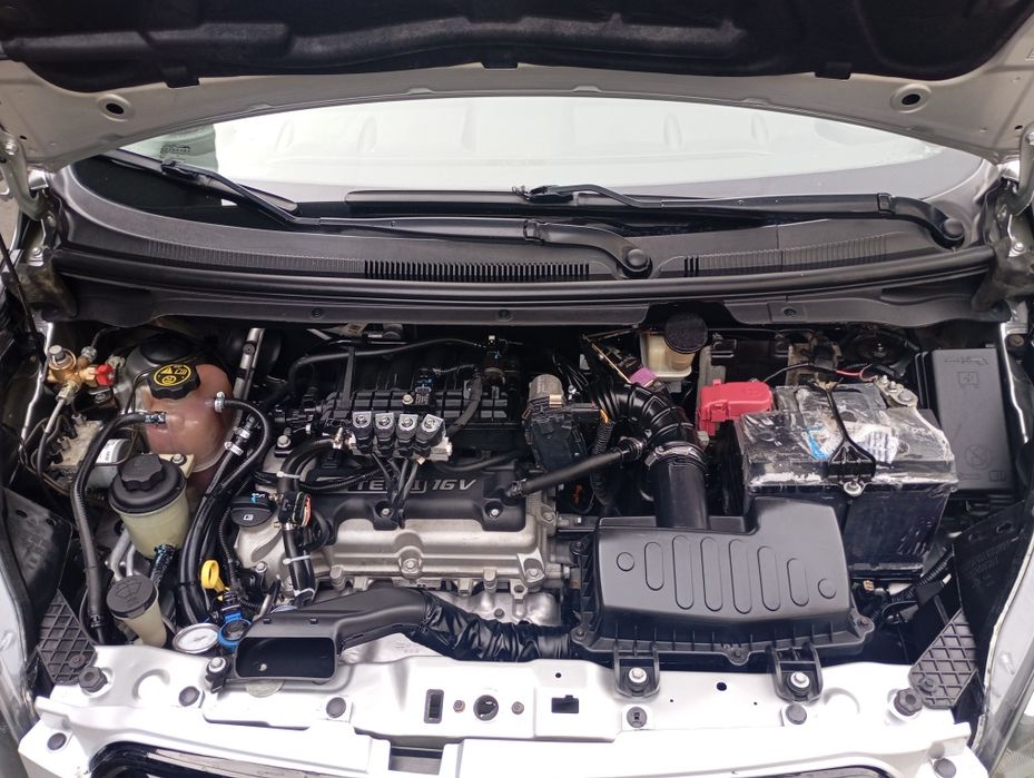 Спарк сотилади 2015 газ балон бор холати уртача куриб кеин гаплашвурам