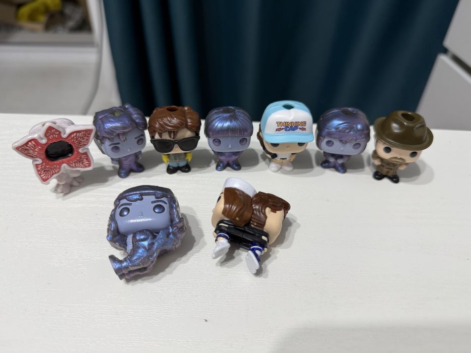 Очень странные дела Kinder Joy