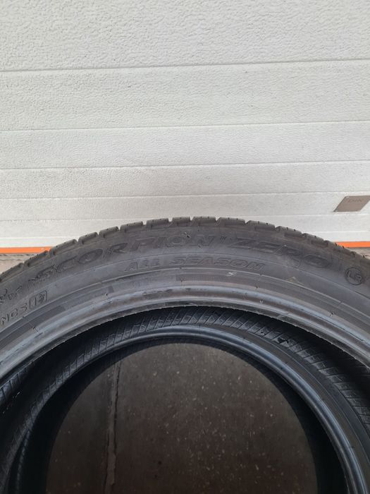 Всесезонни гуми 2 броя PIRELLI ScorpionZero 285 40 R23 дот 4923