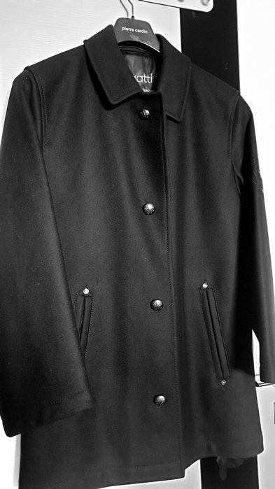 Продам новое мужское пальто!