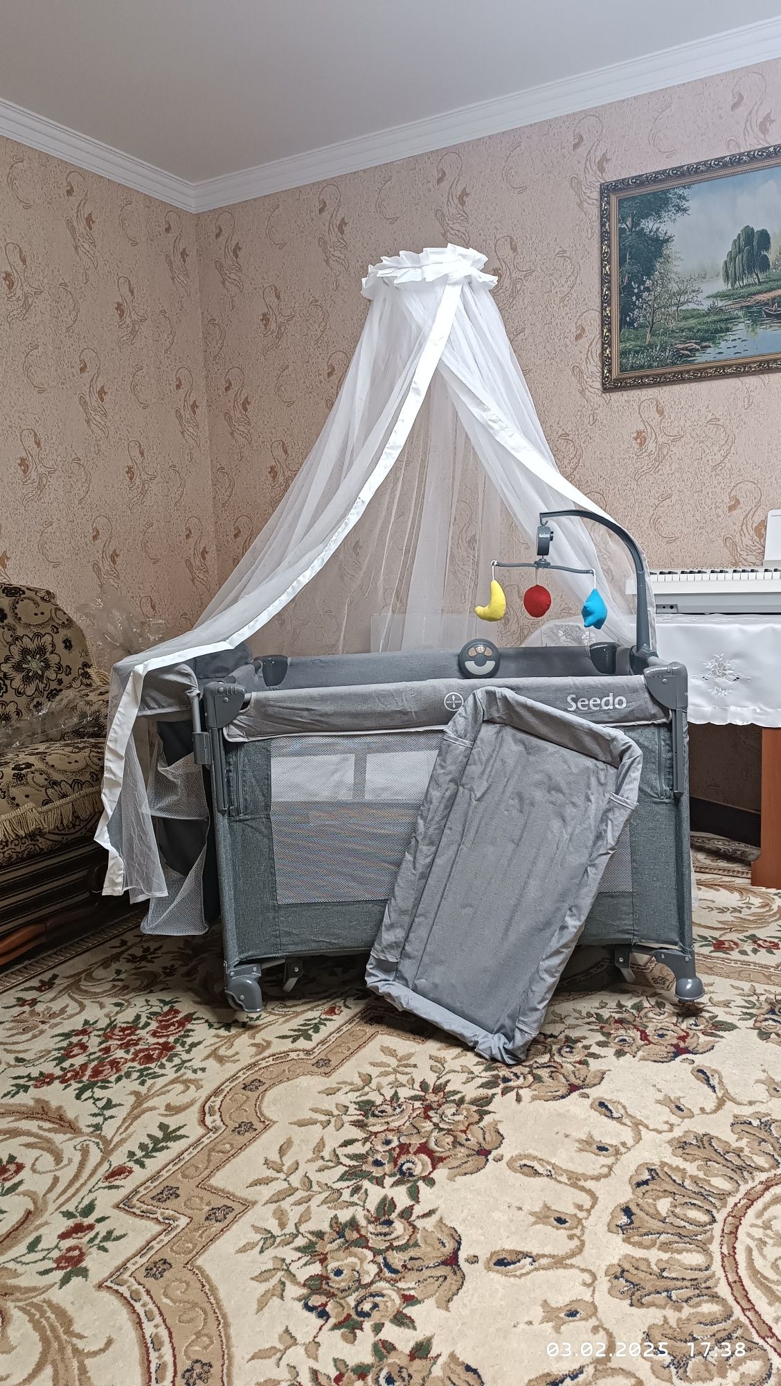 Продается матрац и бортики ручной работы с кружевом для кроватки SEEDO