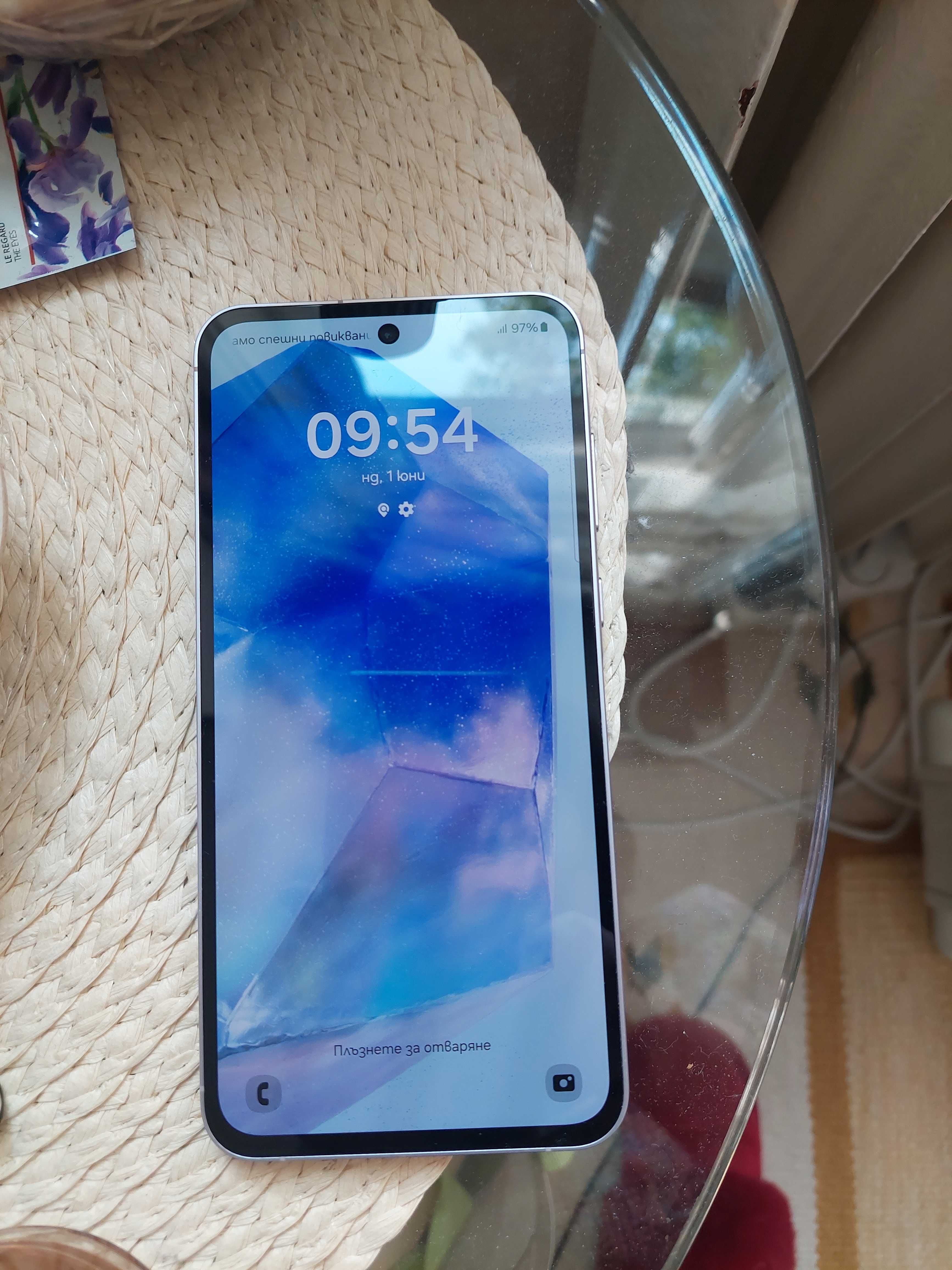 Продавам Samsung Galaxy A55