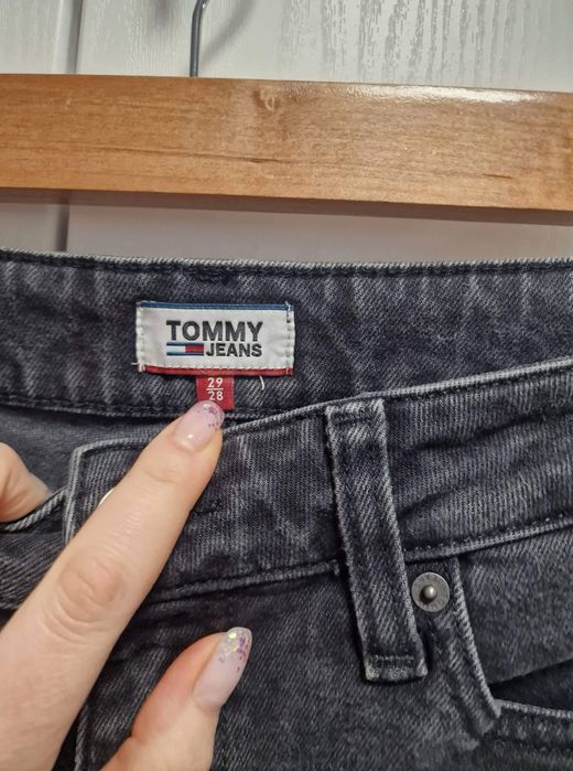 Tommy Hilfiger дънки