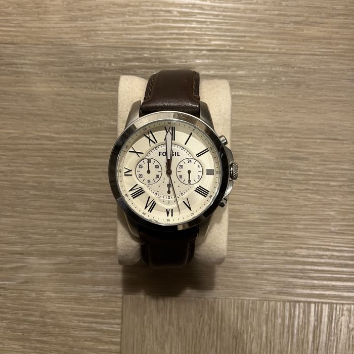 Ceas Fossil Grant FS4735
