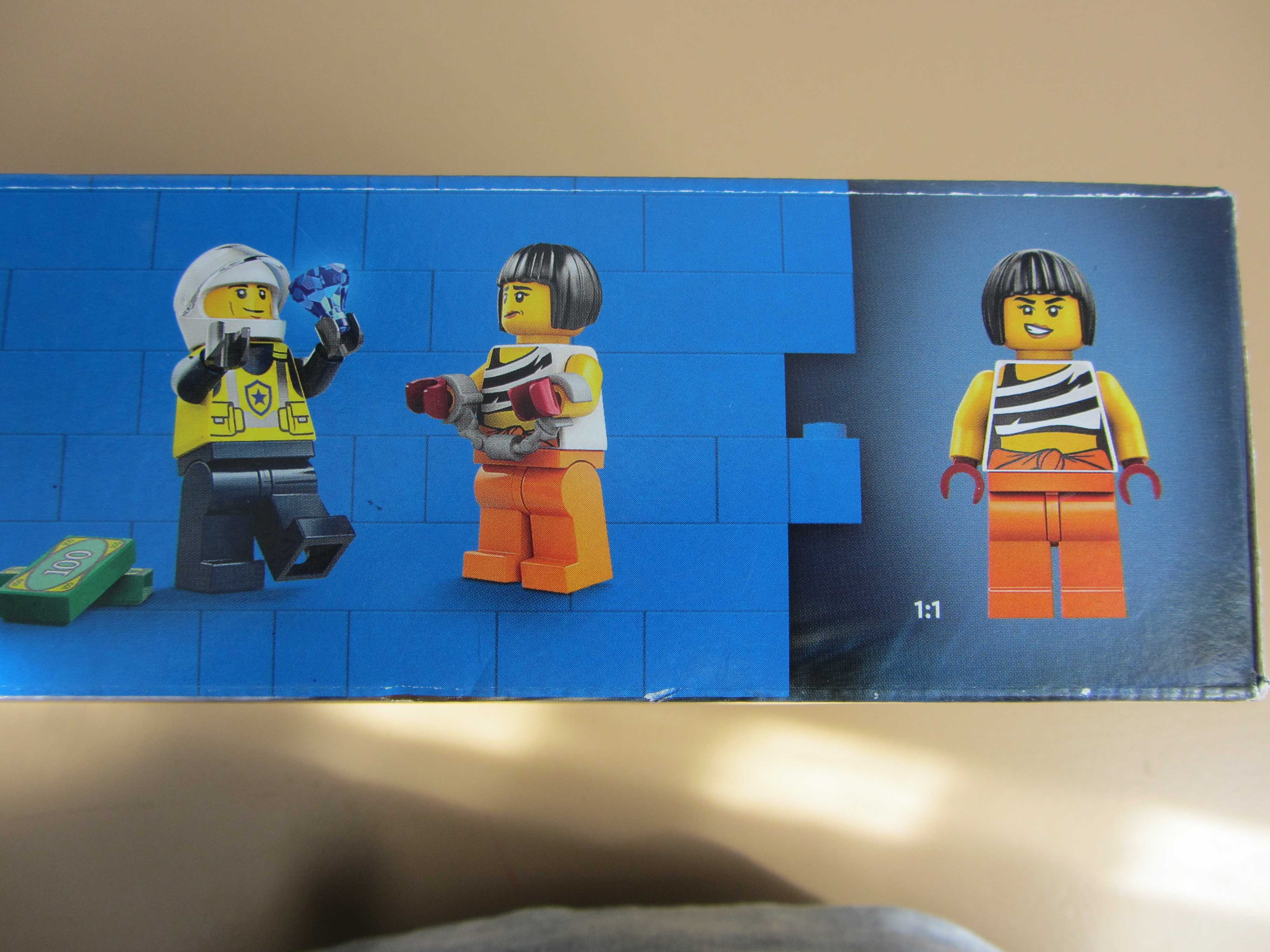 LEGO CITY Преследване с полицейска кола 60415