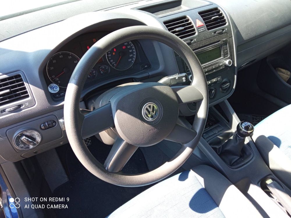 На Части VW Golf V 1.4i-75к.с.!