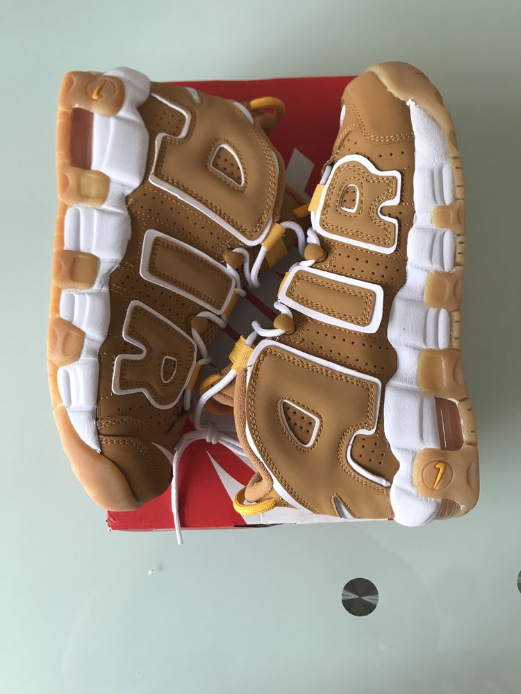 Nike Air More Uptempo GS номер 37.5,38
