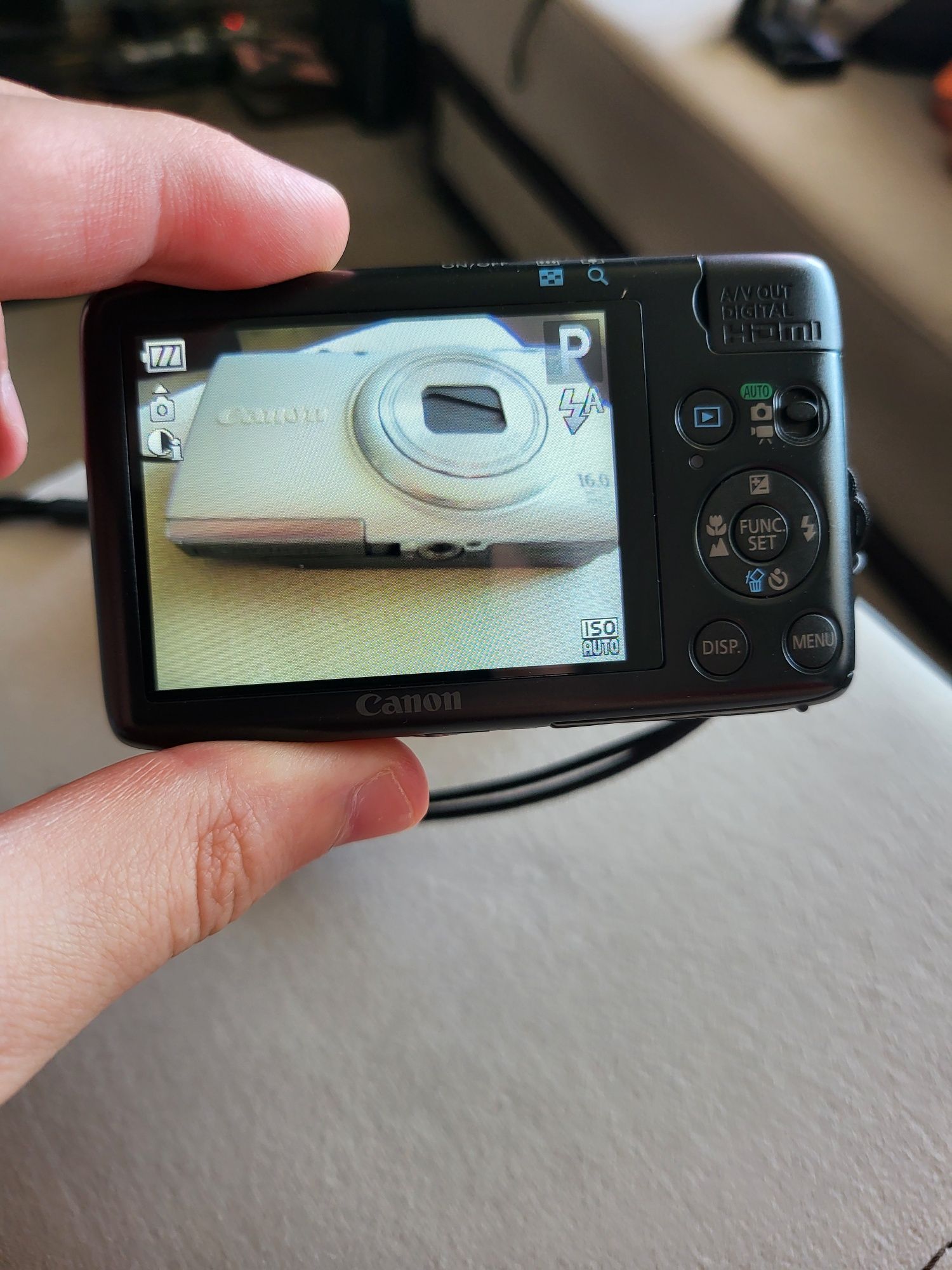 Canon Ixus 130 рядък и малък модел