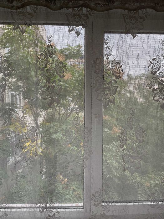 Perdea dantelata alba, lungime 330cm, inaltime 230cm