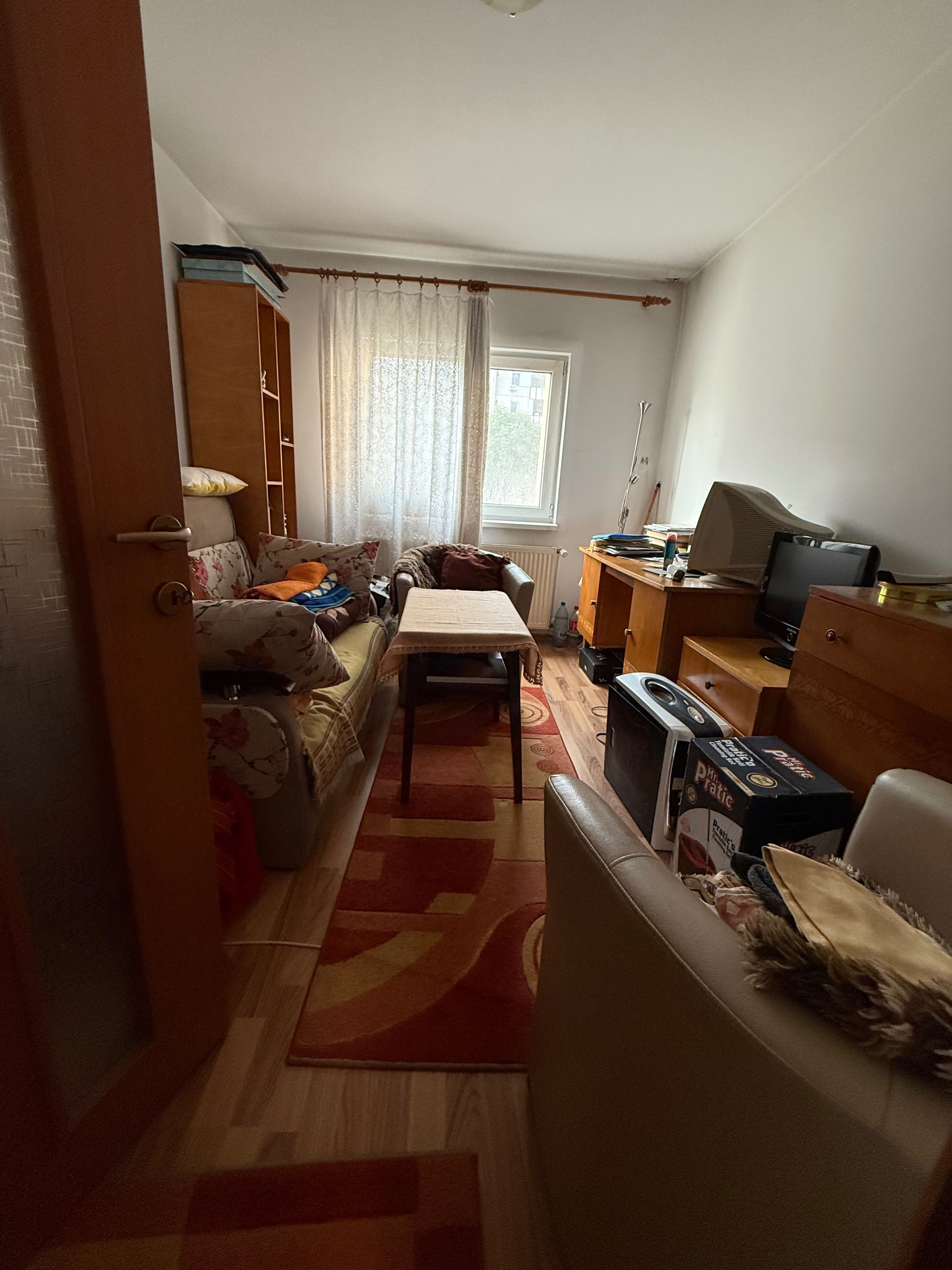 Vând Apartament 4 camere Râmnicu Vâlcea - Ion Referendaru