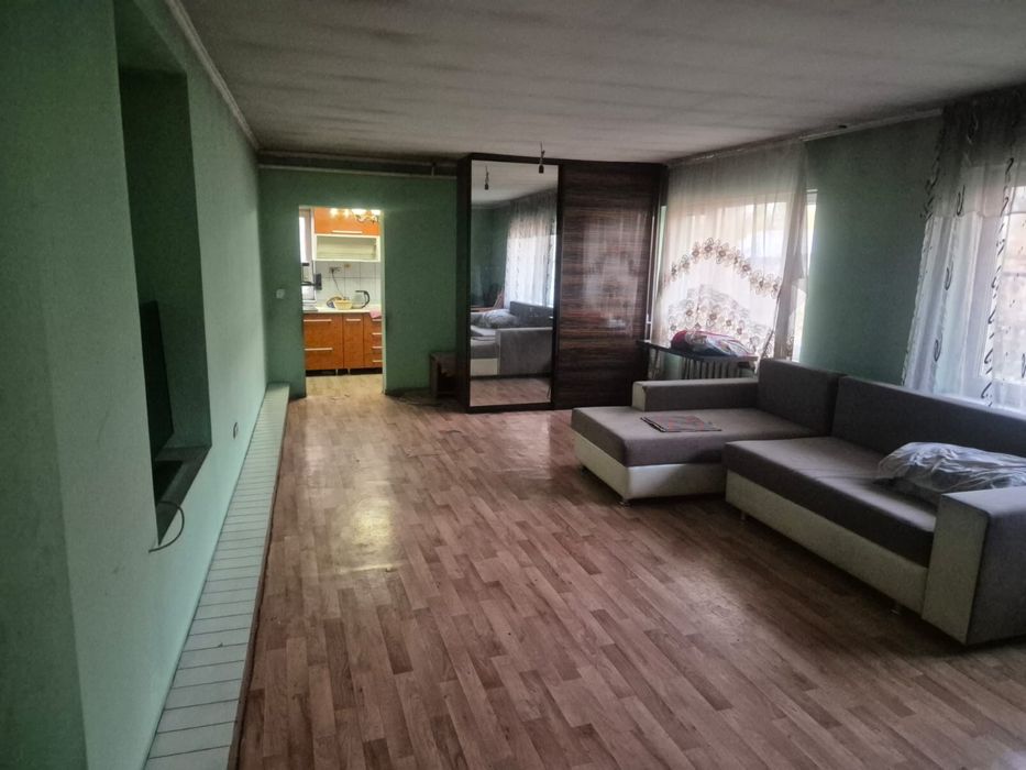 Дом из трех комнат Иссык