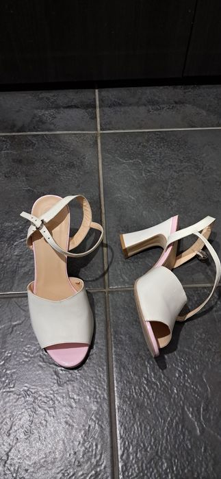 Sandale damă albe