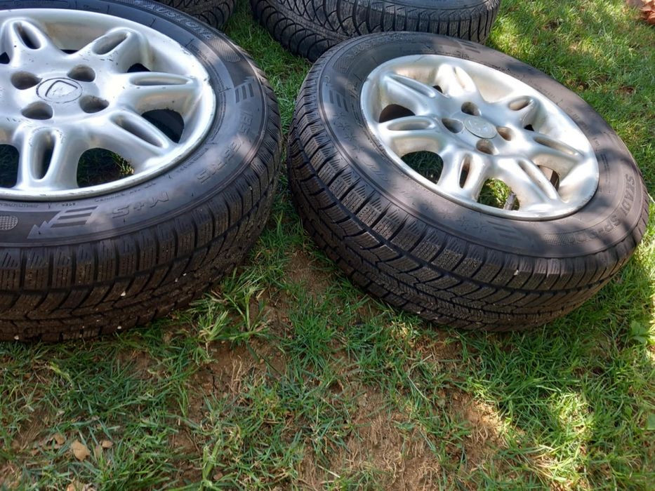 Гуми и джанти Honda Civic 4х100