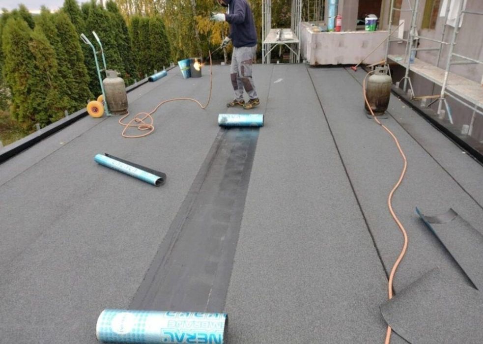 Hidroizolații Reparații Acoperișuri montaj Tabla Suceava