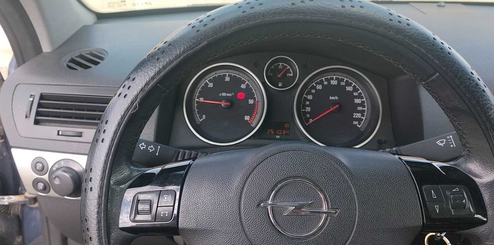 De vanzare! Opel ASTRA H