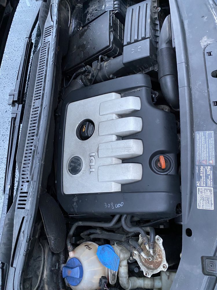 Volkswgen TOURAN 2.0 TDI Нов Внос