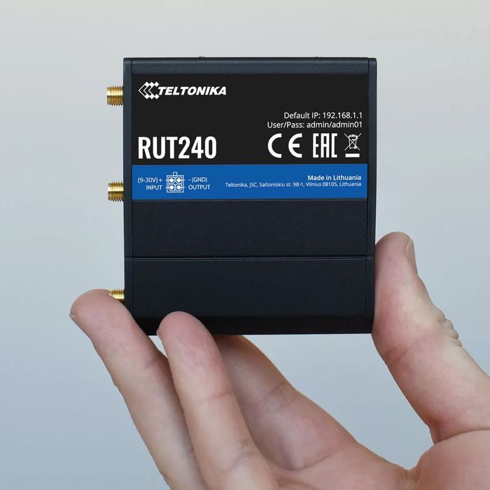 Teltonika RUT240 маршрутизатор