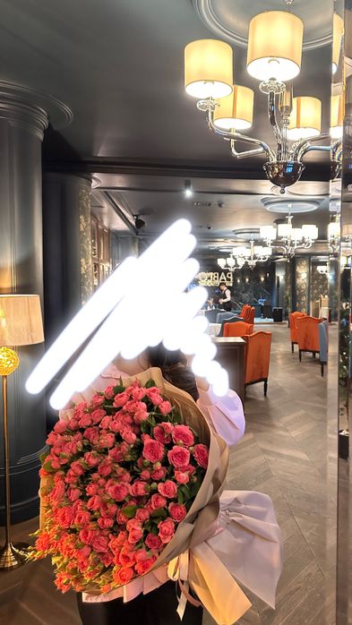 Продам кустовые розы за 25 тысяч тенге