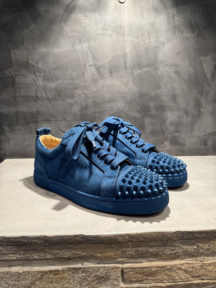 КАТО НОВИ Louboutin обувки 100% оригинални