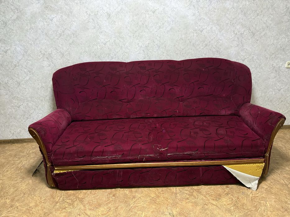 Продам диваны срочно
