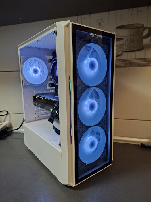 PC Ryzen 7 5700G cu RTX 3070