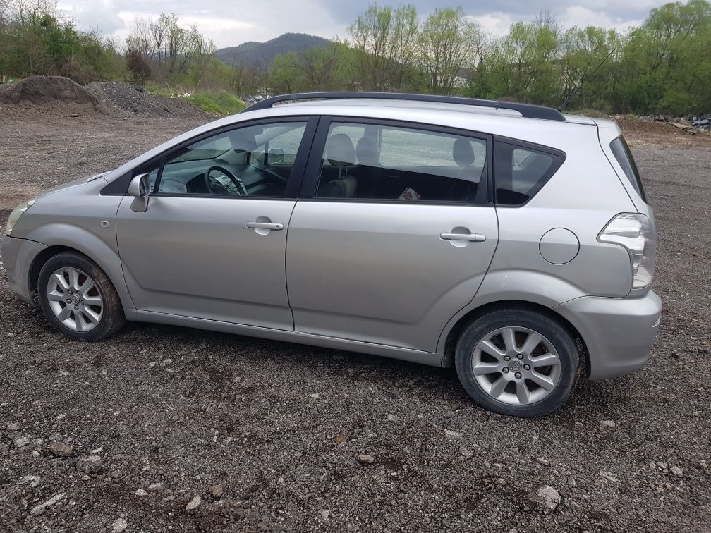 На части! Toyota Corolla Verso 2.2 d4d  136кс Тойота Корола Версо 2008