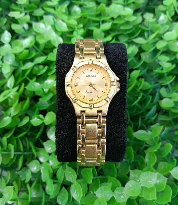 Дамски часовник Geneves - 25 лв