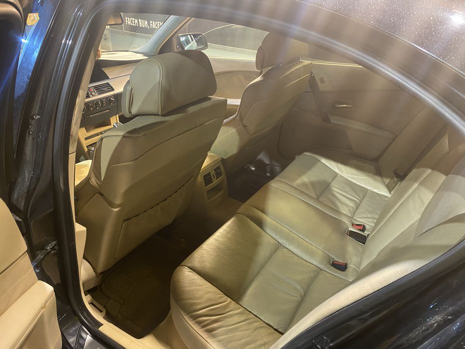 Vand Bmw e60 2.2 benzina
