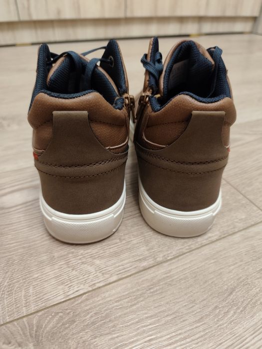 Мъжки кожени кецове