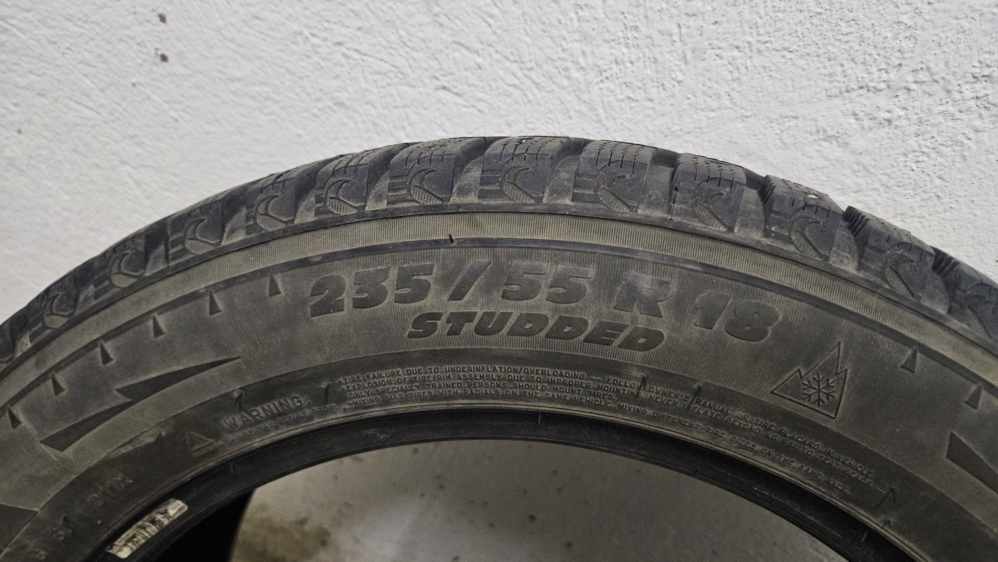 Шины зимные MICHELIN 235/55 R18