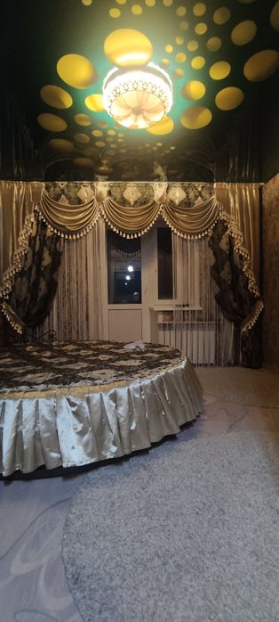 Продам шторы с ламбрекеном