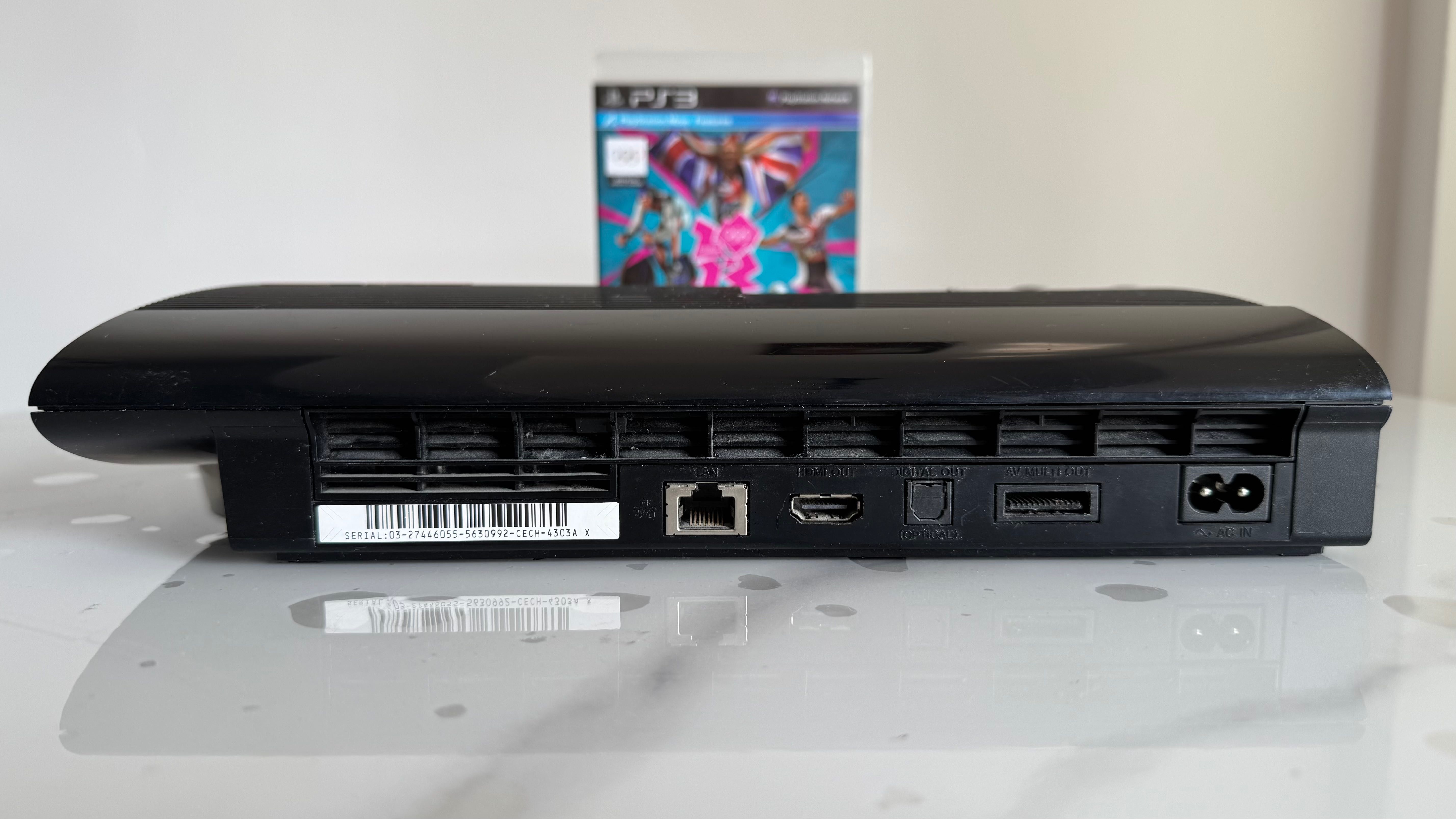 Ps3 Super Slim 500Gb + много игри