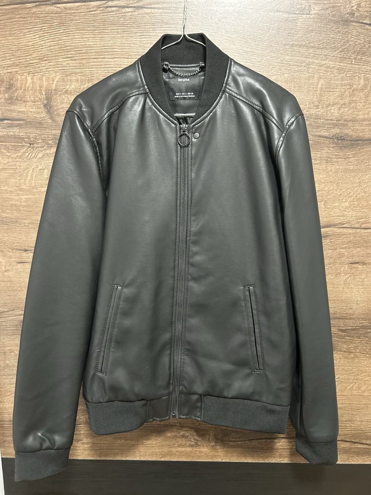 Кожено яке Bershka размер S