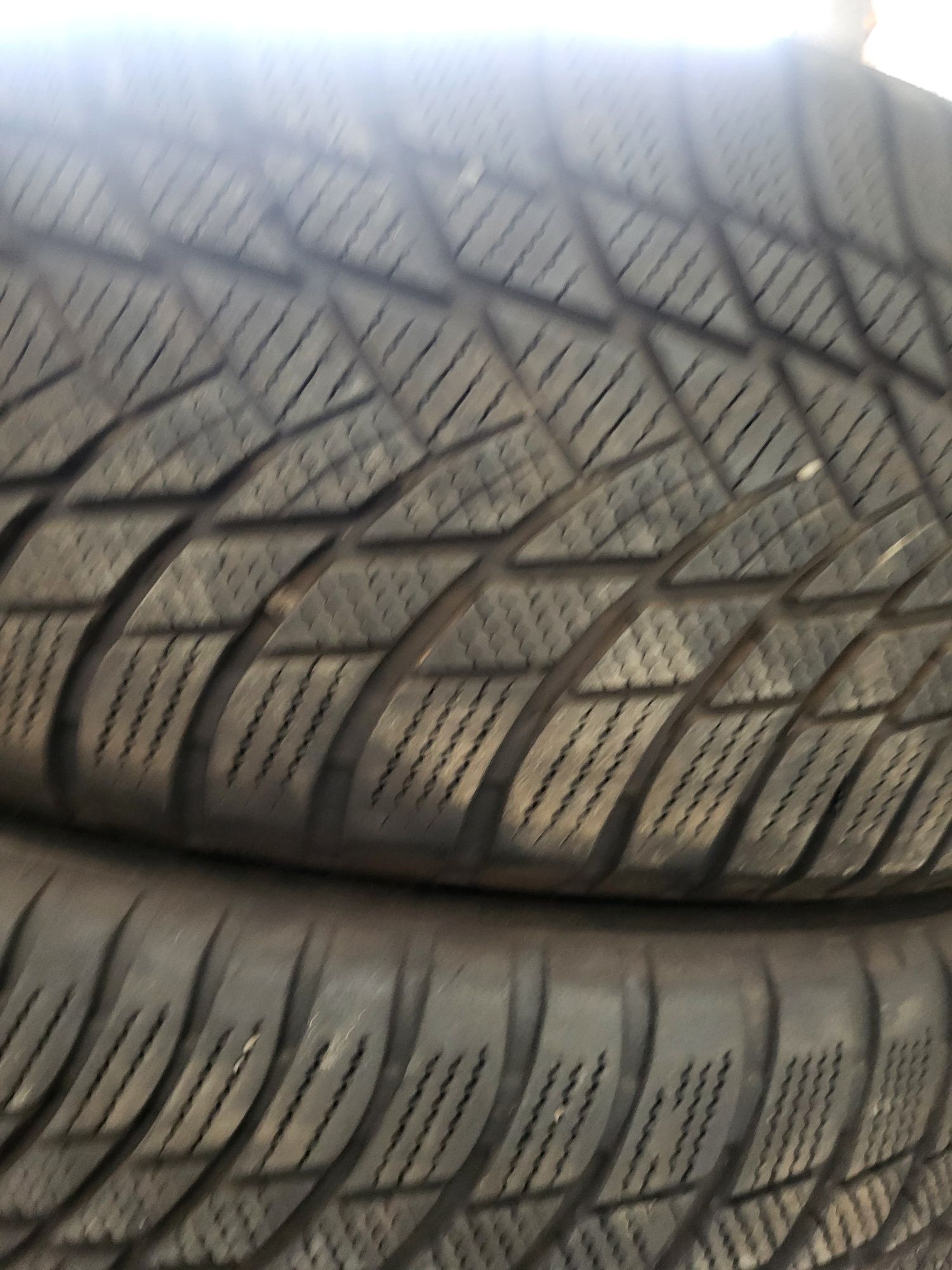 4 бр зимни 225/55/17 Bridgestone