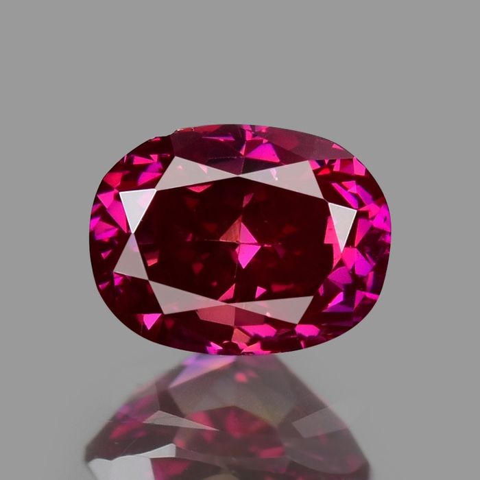 Diamanteria - Bijuterii rubin , diamante , smarald , aur , platina